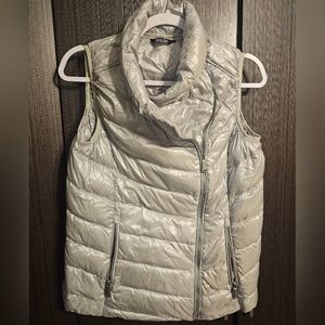 Calvin Klein Metallic Silver Puffer Vest With Zippered Pockets